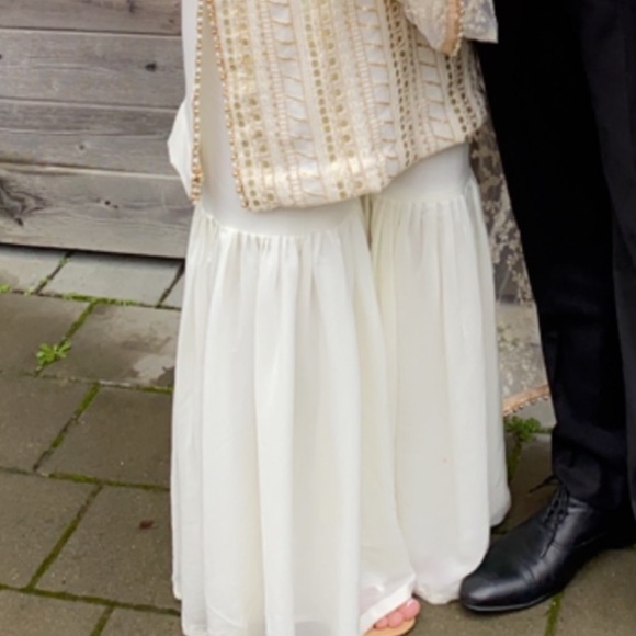 White embroidered sharara - Picture 2 of 2